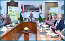 ಮೆಲಿಂಡಾ ಗೇಟ್ಸ್ ಅವರನ್ನ ಭೇಟಿಯಾದ ನರೇಂದ್ರ ಸಿಂಗ್ ತೋಮರ್; ‘ಕೃಷಿ ಹೂಡಿಕೆ ಪೋರ್ಟಲ್’ ಉದ್ಘಾಟನೆ ಮೆಲಿಂಡಾ ಗೇಟ್ಸ್ ಅವರನ್ನ ಭೇಟಿಯಾದ ನರೇಂದ್ರ ಸಿಂಗ್ ತೋಮರ್; ‘ಕೃಷಿ ಹೂಡಿಕೆ ಪೋರ್ಟಲ್’ ಉದ್ಘಾಟನೆ