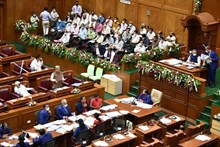 ಕಬ್ಬು ಬೆಳೆಗಾರರ ಸಂಕಷ್ಟದ ಬಗ್ಗೆ ವಿಧಾನ ಪರಿಷತ್‌ನಲ್ಲಿ ಚರ್ಚೆ: ಪರಿಹಾರಕ್ಕೆ ಆಗ್ರಹ