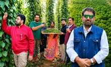 ಕೃಷಿಯಿಂದ 100 ಕೋಟಿ ವಹಿವಾಟು: ಹೆಲಿಕಾಪ್ಟರ್ ನಂತರ ಈಗ ವಿಮಾನದ ಮೂಲಕ ಕೃಷಿ ಕ್ರಾಂತಿ ತರಲಿದ್ದಾರೆ ಡಾ. ರಾಜಾರಾಮ್ ತ್ರಿಪಾಠಿ