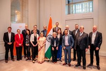 ಜರ್ಮನಿಯ ಪ್ರಮುಖ ಇಂಧನ ಕಂಪನಿಗಳೊಂದಿಗೆ ಕೇಂದ್ರ ವಿದ್ಯುತ್ ಸಚಿವರು ದುಂಡು ಮೇಜಿನ ಸಭೆ!  ಜರ್ಮನಿಯ ಪ್ರಮುಖ ಇಂಧನ ಕಂಪನಿಗಳೊಂದಿಗೆ ಕೇಂದ್ರ ವಿದ್ಯುತ್ ಸಚಿವರು ದುಂಡು ಮೇಜಿನ ಸಭೆ!