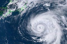 Alert Karnataka: ಸೈಕ್ಲೋನ್ ಪರಿಣಾಮ ರಾಜ್ಯದ ಹಲವೆಡೆ ಭಾರೀ ಮಳೆ ಸಾಧ್ಯತೆ! ಮುನ್ನೆಚ್ಚರಿಕೆ ನೀಡಿದ ಹವಾಮಾನ ಇಲಾಖೆ 